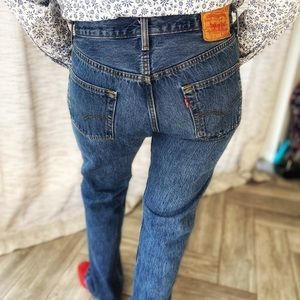 Vintage Levi 501 33X 32